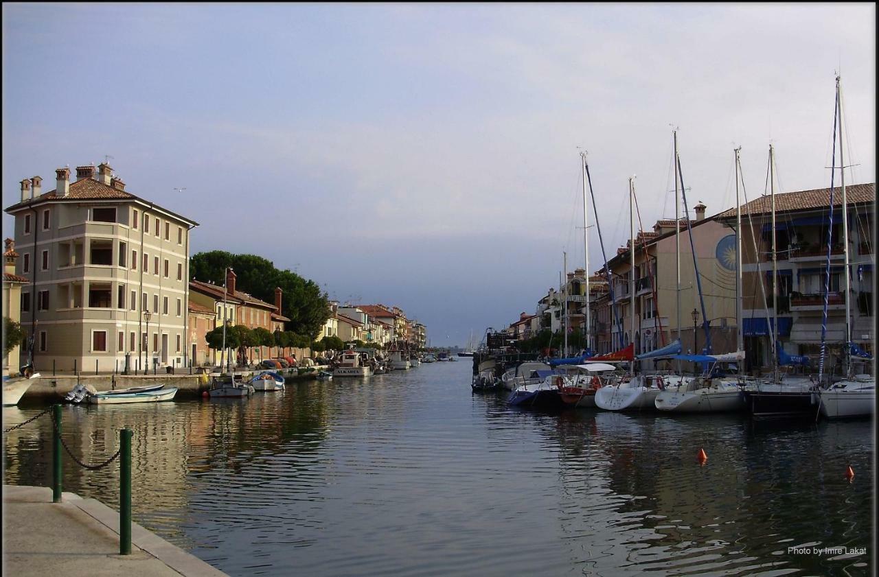Appartamento Perco Riva Dandolo Градо Экстерьер фото